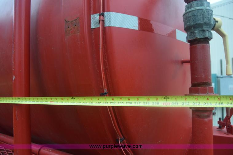 image for item K4908 1975 Ford 8000 Water tanker truck