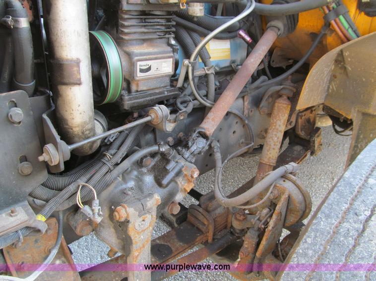 image for item K6252 2003 International 3800 school bus