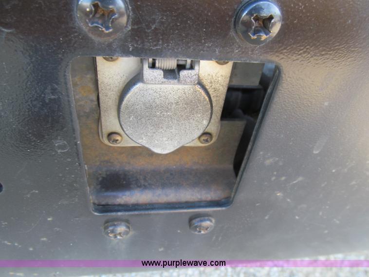 image for item K6256 2003 International 3800 school bus