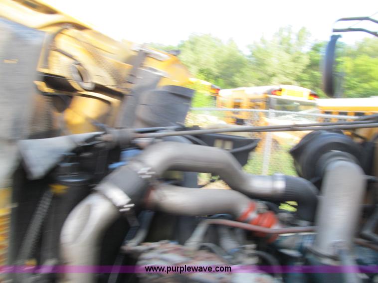 image for item K6256 2003 International 3800 school bus