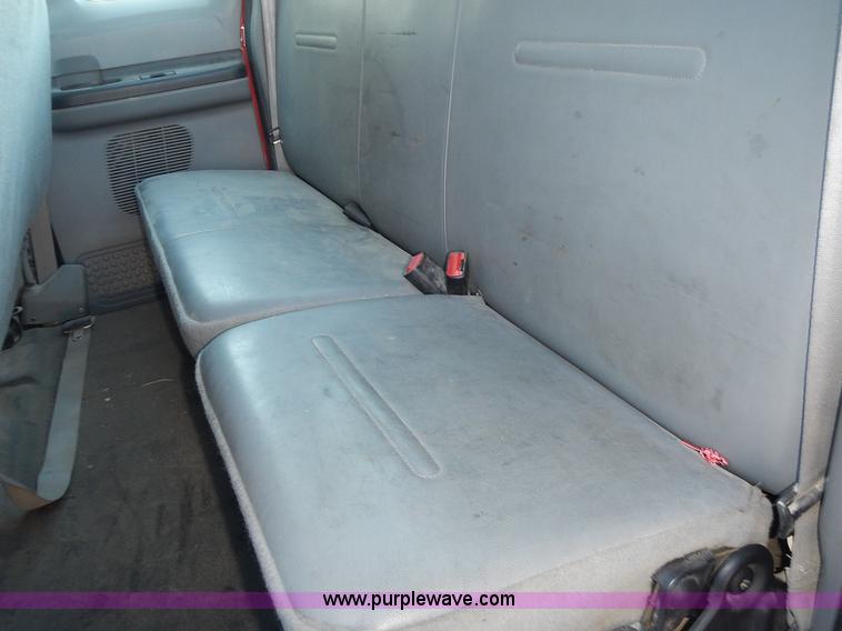 image for item L3510 2006 Ford F250 Super Duty SuperCab pickup truck