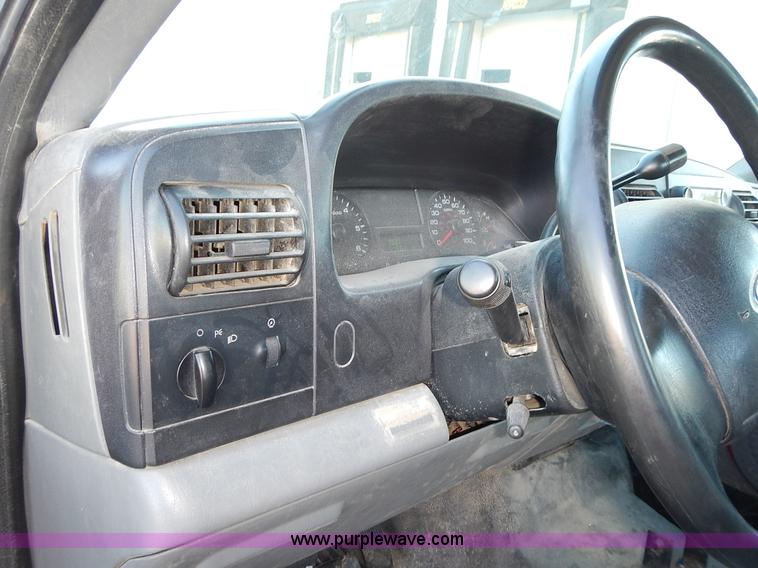 image for item L3510 2006 Ford F250 Super Duty SuperCab pickup truck
