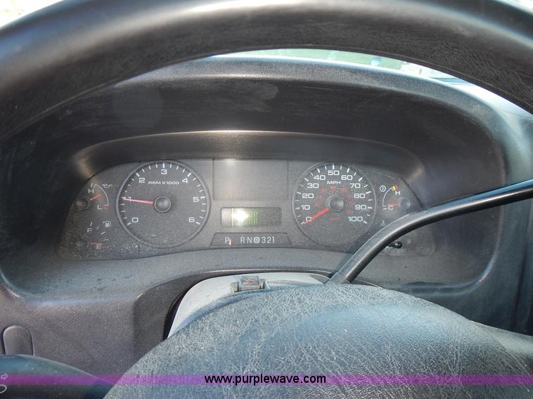 image for item L3510 2006 Ford F250 Super Duty SuperCab pickup truck