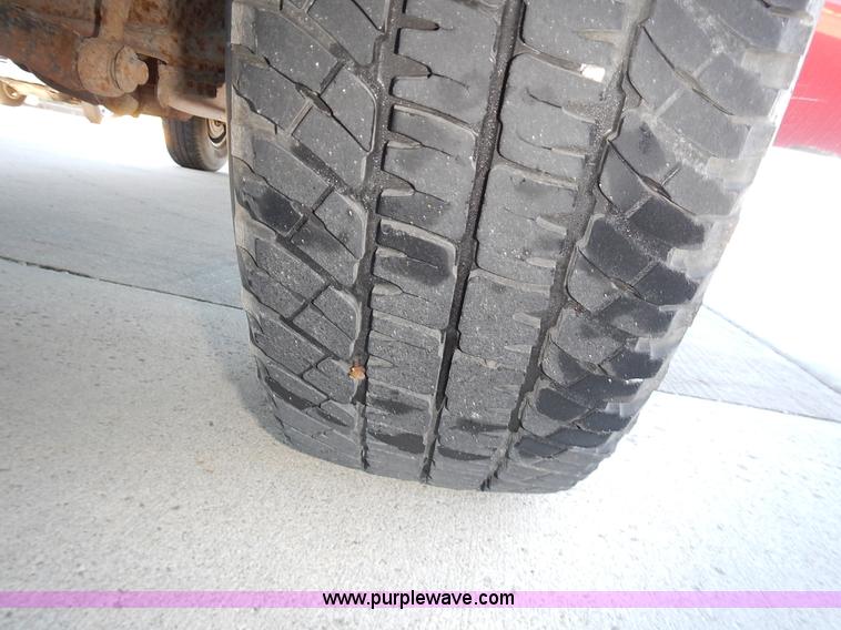 image for item L3510 2006 Ford F250 Super Duty SuperCab pickup truck