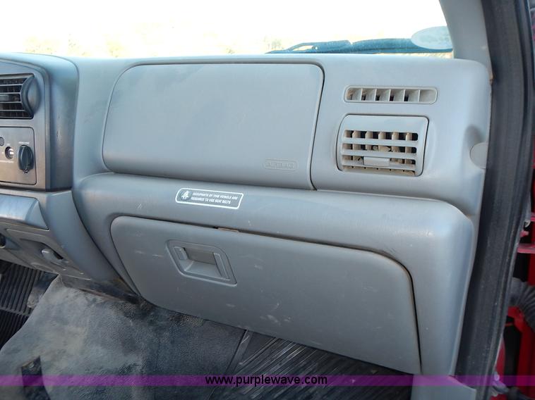 image for item L3510 2006 Ford F250 Super Duty SuperCab pickup truck