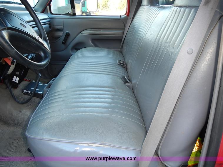 image for item L3511 1997 Ford F350 XL flatbed pickup truck with crane