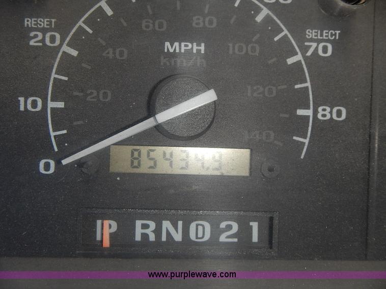 image for item L3511 1997 Ford F350 XL flatbed pickup truck with crane