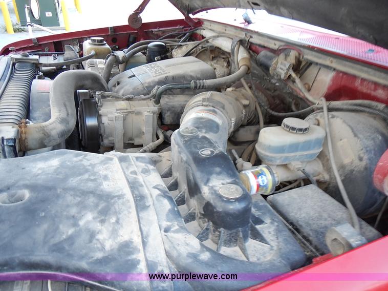 image for item L3511 1997 Ford F350 XL flatbed pickup truck with crane