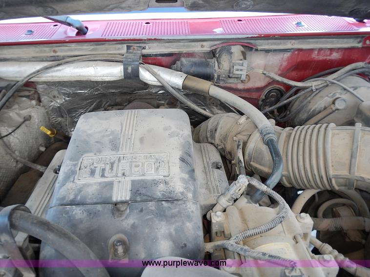 image for item L3511 1997 Ford F350 XL flatbed pickup truck with crane