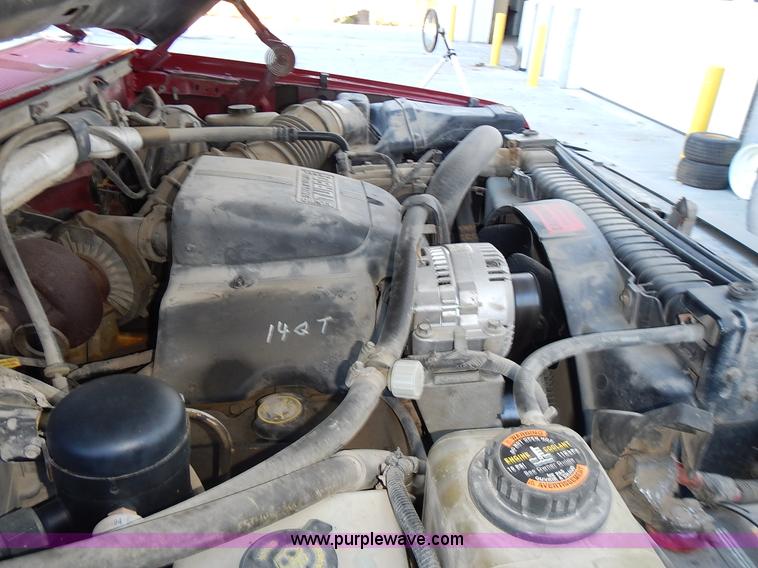 image for item L3511 1997 Ford F350 XL flatbed pickup truck with crane