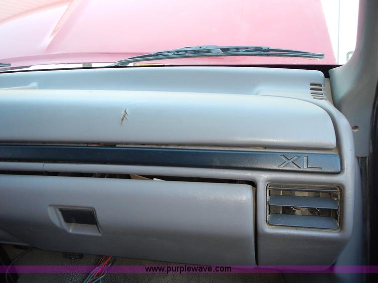 image for item L3511 1997 Ford F350 XL flatbed pickup truck with crane