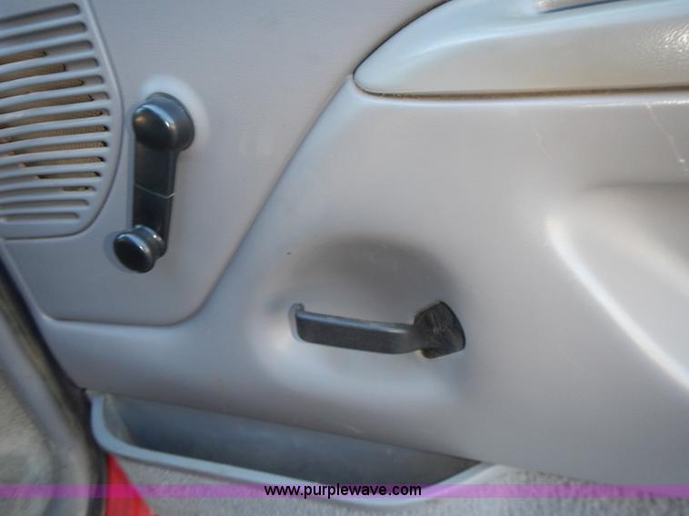 image for item L3511 1997 Ford F350 XL flatbed pickup truck with crane