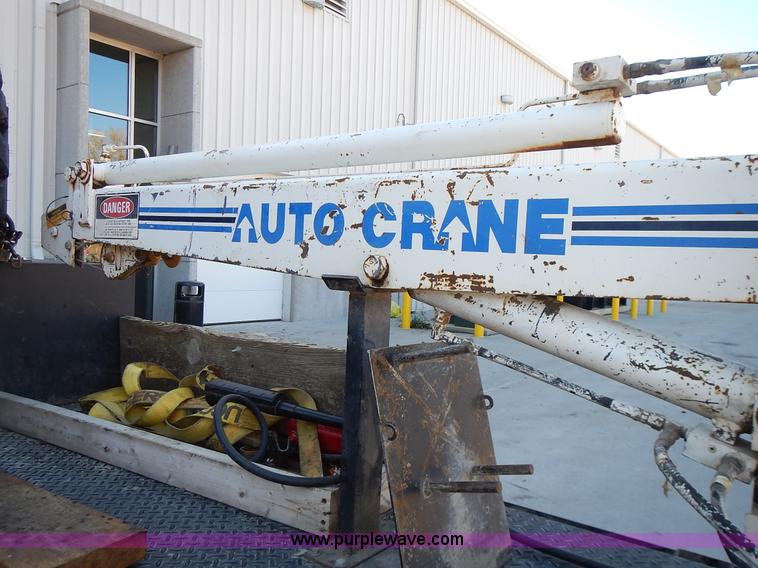 image for item L3511 1997 Ford F350 XL flatbed pickup truck with crane