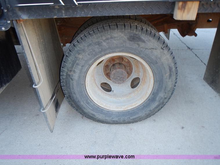 image for item L3511 1997 Ford F350 XL flatbed pickup truck with crane