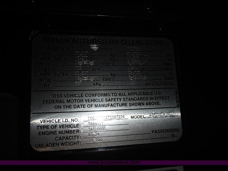 image for item L3512 1996 Gillig Phantom shuttle bus