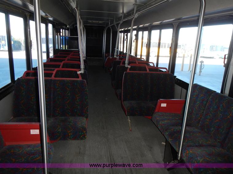 image for item L3512 1996 Gillig Phantom shuttle bus