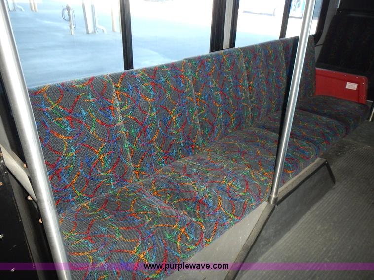 image for item L3512 1996 Gillig Phantom shuttle bus