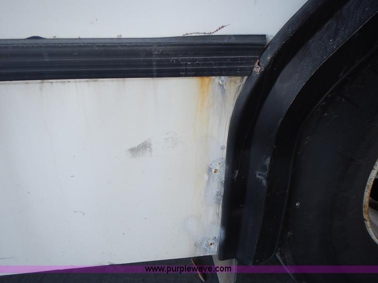 image for item L3512 1996 Gillig Phantom shuttle bus