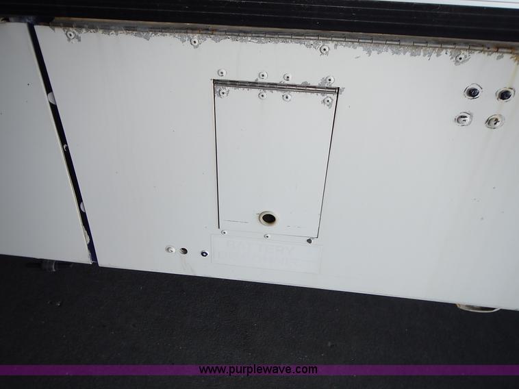 image for item L3512 1996 Gillig Phantom shuttle bus