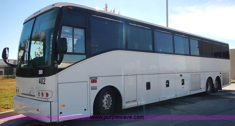 image for item L3513 2004 Van Hool C2045L coach bus