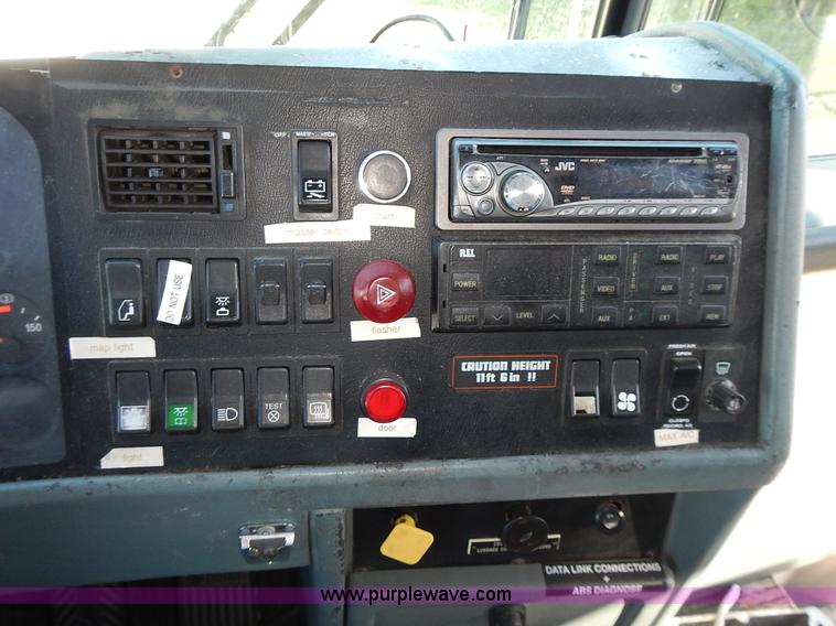 image for item L3513 2004 Van Hool C2045L coach bus