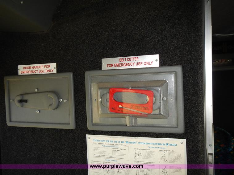 image for item L3513 2004 Van Hool C2045L coach bus