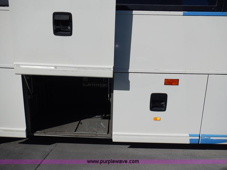 image for item L3513 2004 Van Hool C2045L coach bus