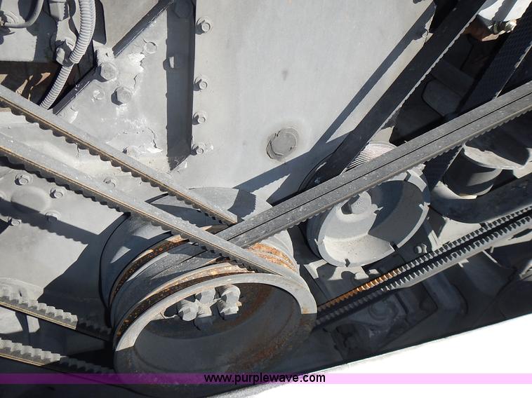 image for item L3513 2004 Van Hool C2045L coach bus