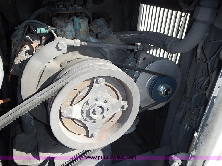 image for item L3513 2004 Van Hool C2045L coach bus