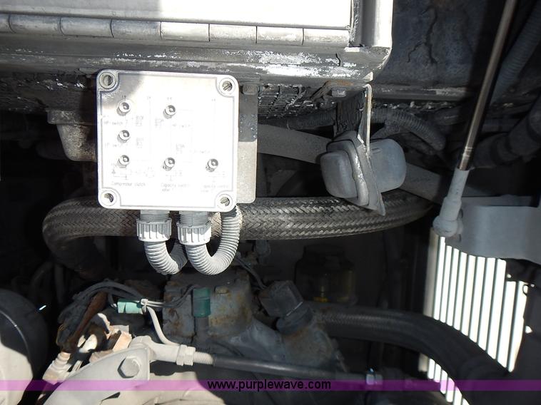 image for item L3513 2004 Van Hool C2045L coach bus