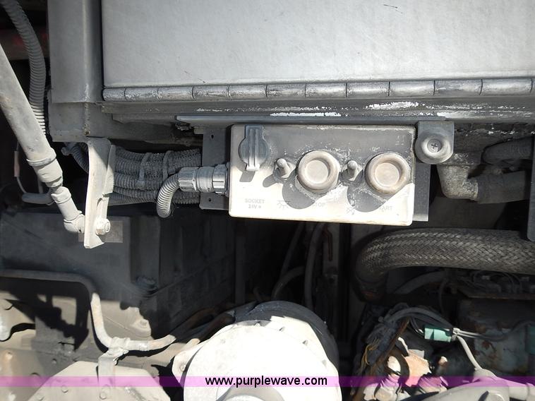 image for item L3513 2004 Van Hool C2045L coach bus