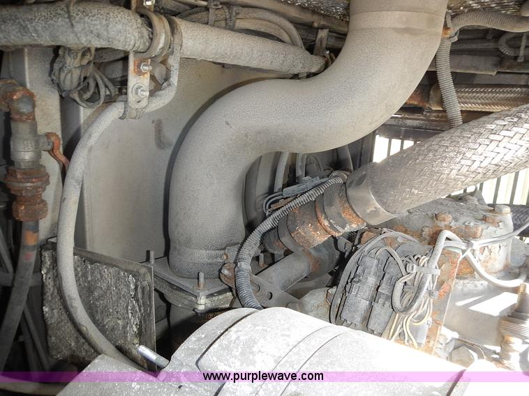 image for item L3513 2004 Van Hool C2045L coach bus