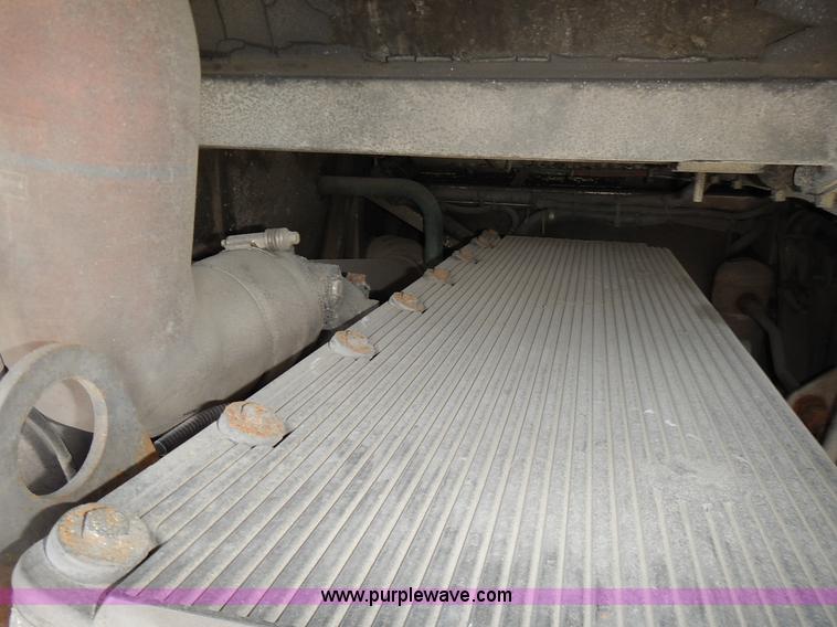 image for item L3513 2004 Van Hool C2045L coach bus