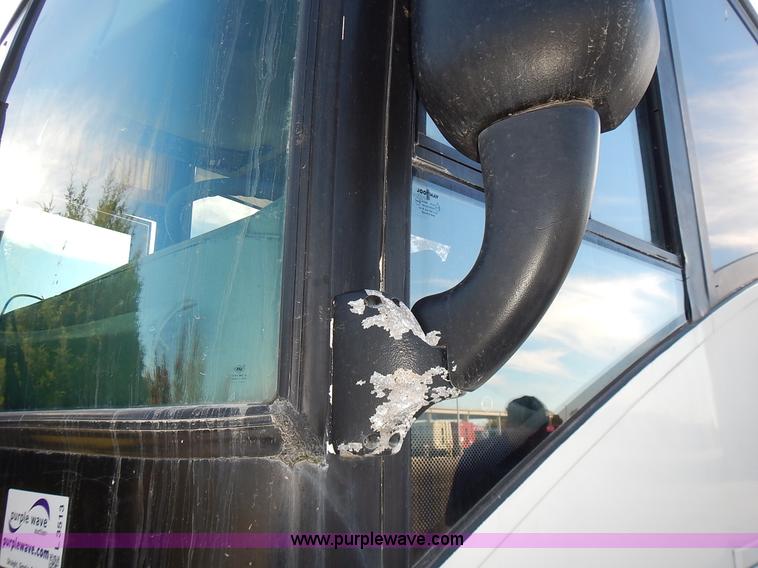 image for item L3513 2004 Van Hool C2045L coach bus