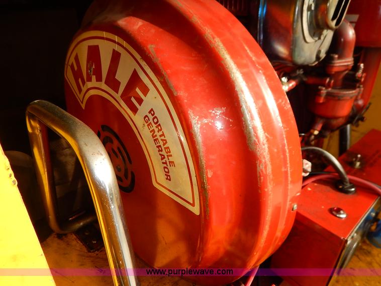 image for item L3528 1979 International Cargo Star 1910 Smeal Pumper fire truck