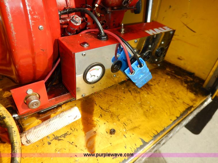 image for item L3528 1979 International Cargo Star 1910 Smeal Pumper fire truck