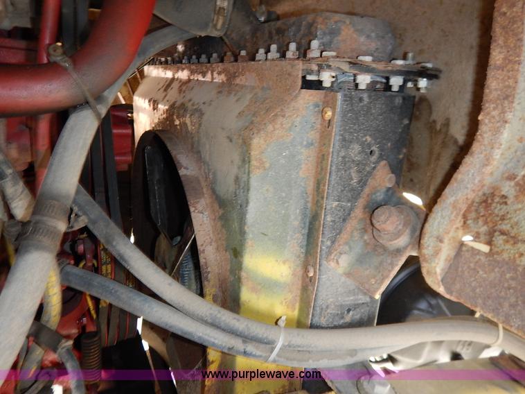 image for item L3528 1979 International Cargo Star 1910 Smeal Pumper fire truck