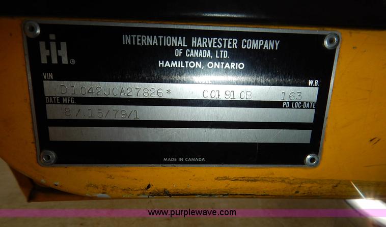 image for item L3528 1979 International Cargo Star 1910 Smeal Pumper fire truck