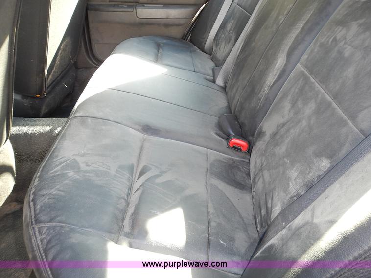 image for item L3541 2009 Ford Crown Victoria Police Interceptor