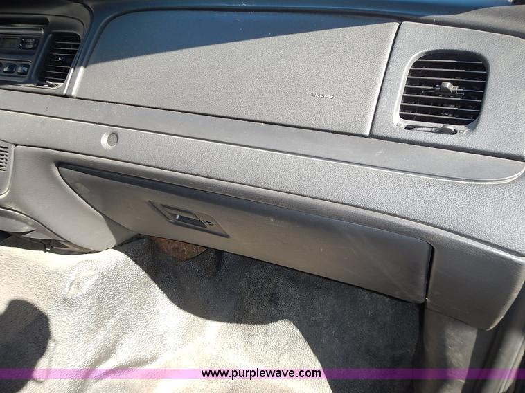 image for item L3541 2009 Ford Crown Victoria Police Interceptor