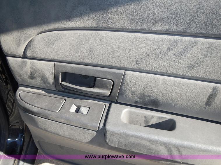 image for item L3541 2009 Ford Crown Victoria Police Interceptor