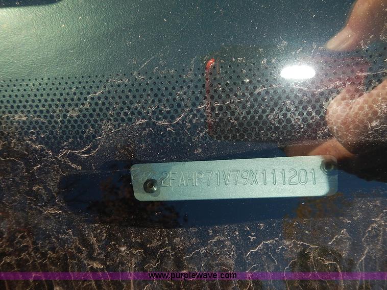 image for item L3541 2009 Ford Crown Victoria Police Interceptor