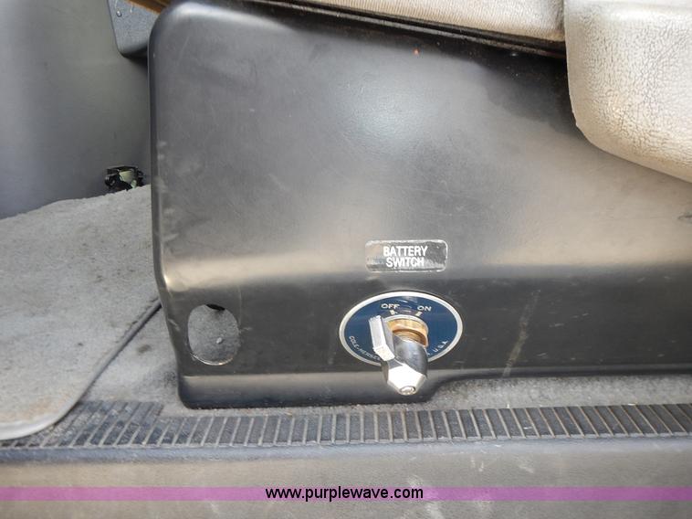 image for item L3552 1997 Ford Econoline E350 ambulance