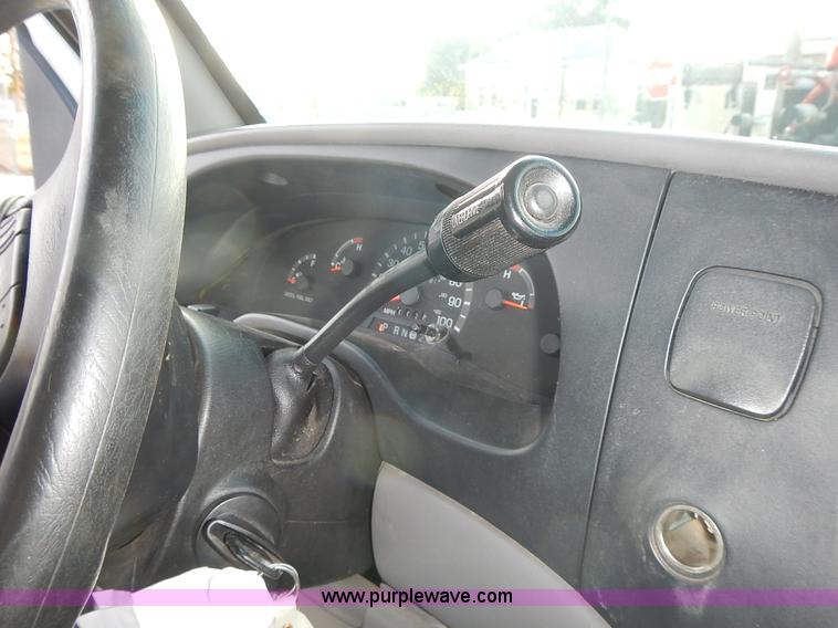 image for item L3552 1997 Ford Econoline E350 ambulance