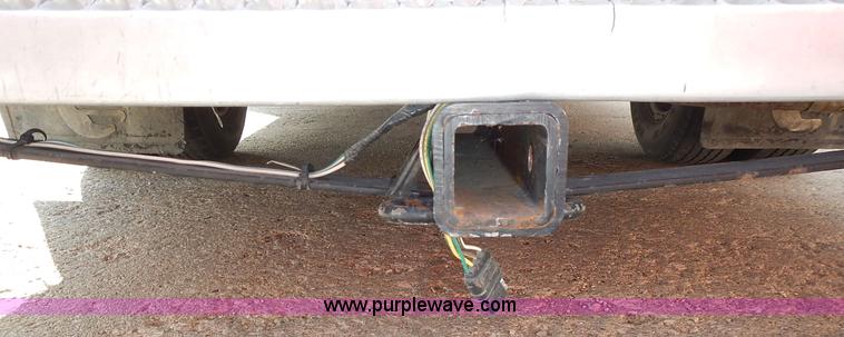 image for item L3552 1997 Ford Econoline E350 ambulance