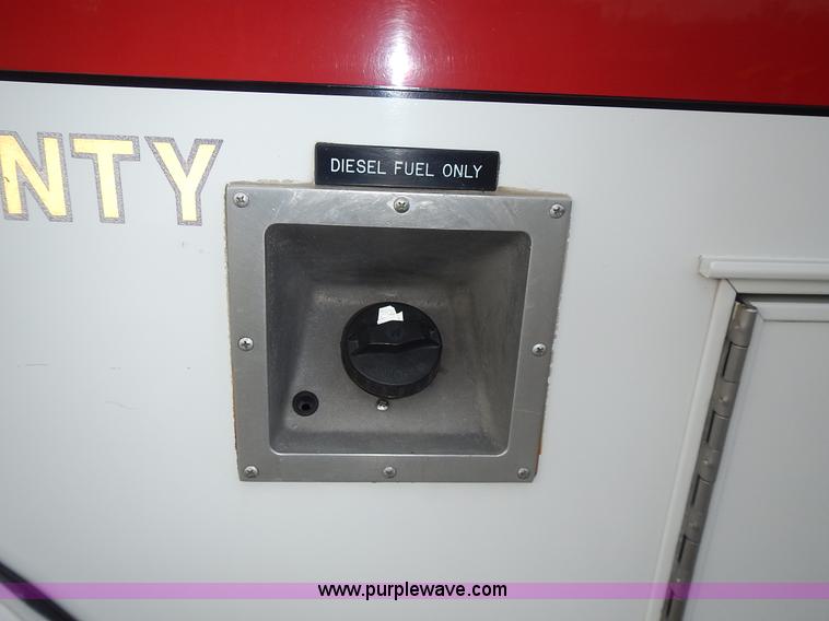 image for item L3552 1997 Ford Econoline E350 ambulance