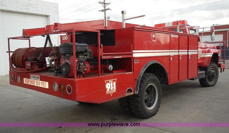 image for item L3553 1979 Ford F600 fire truck