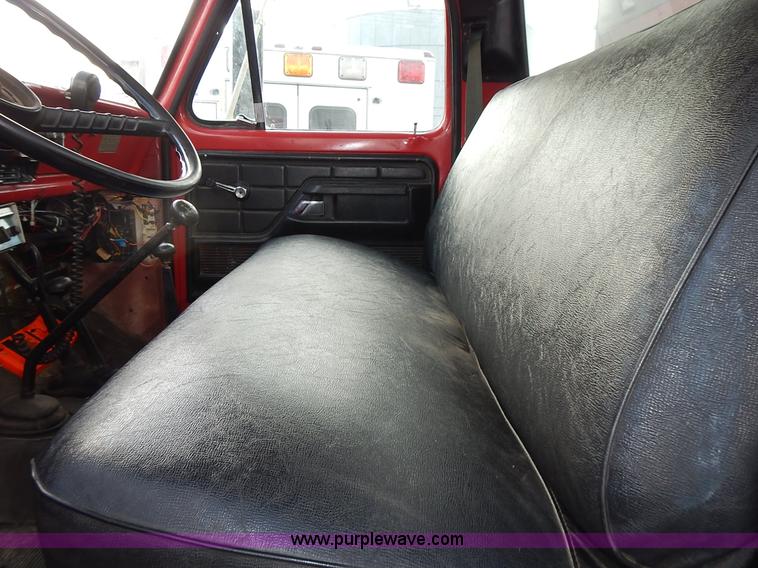 image for item L3553 1979 Ford F600 fire truck