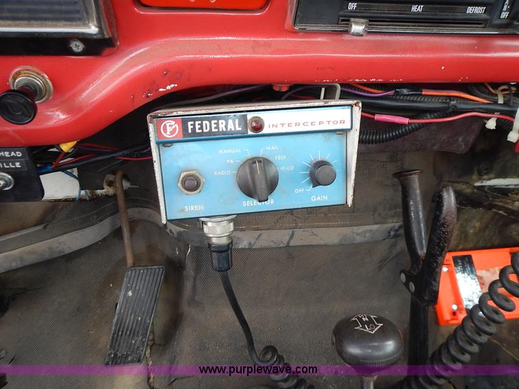 image for item L3553 1979 Ford F600 fire truck