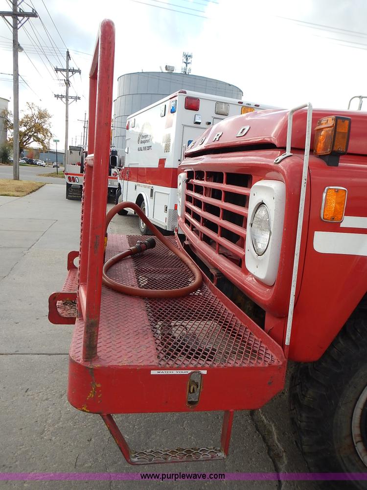 image for item L3553 1979 Ford F600 fire truck